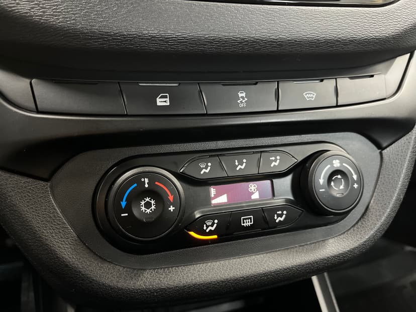 ваз (lada)-vesta-2019-1361-16