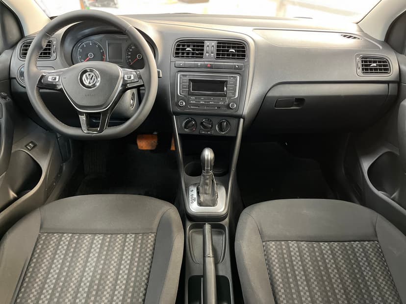 volkswagen-polo-2019-1396-10