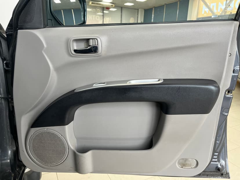 mitsubishi-l200-2011-1413-12