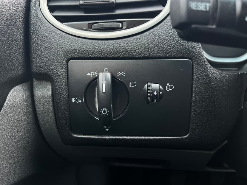 Ford Focus с пробегом, 2008 год, Волгоград, 2.0 бензин, Механика - вид 14