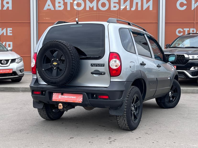 chevrolet-niva-2016-1362-4