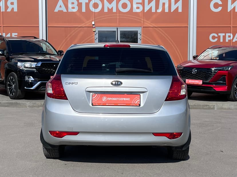 KIA Ceed с пробегом, 2010 год, Волгоград, 1.6 бензин, Автомат - вид 6