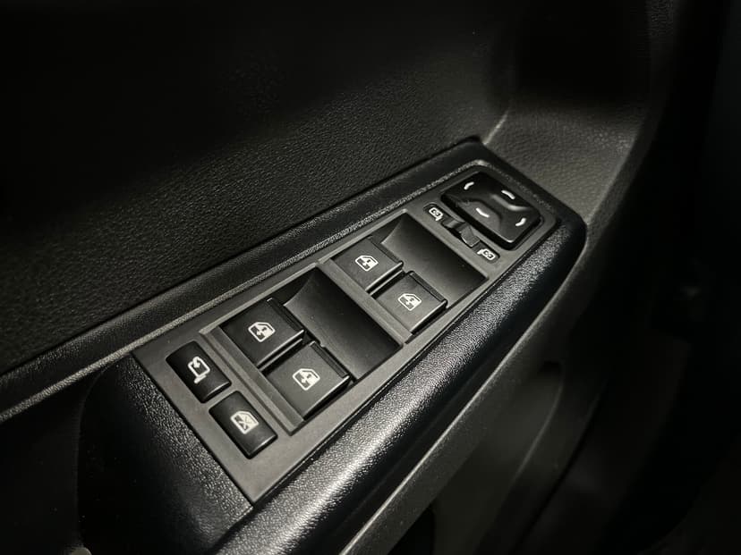 ваз (lada)-vesta-2019-1361-18