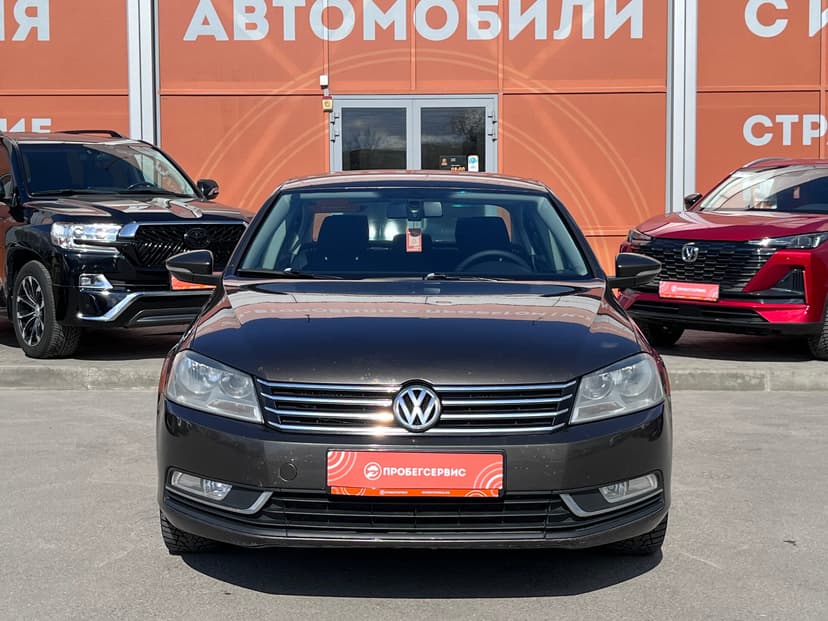 volkswagen-passat-2012-942-1