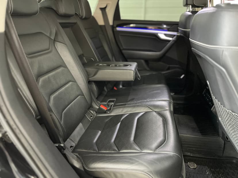 volkswagen-touareg-2020-1420-28