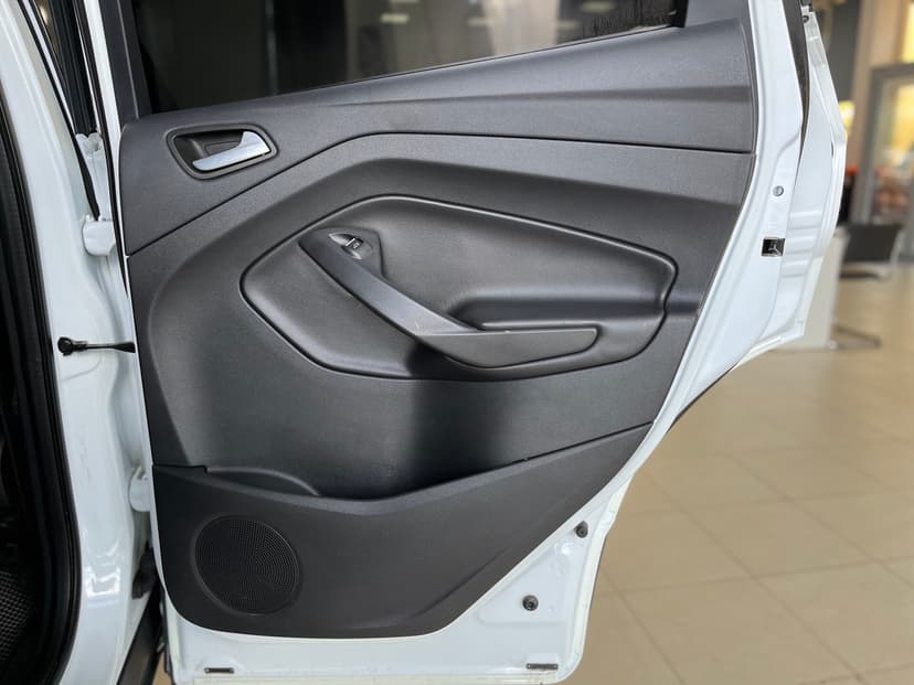 Ford Kuga с пробегом, 2014 год, Волгоград, 1.6 бензин, Автомат - вид 30