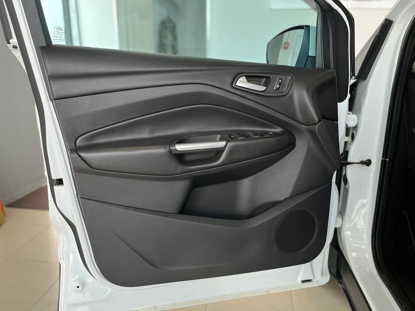 Ford Kuga с пробегом, 2014 год, Волгоград, 1.6 бензин, Автомат - вид 25