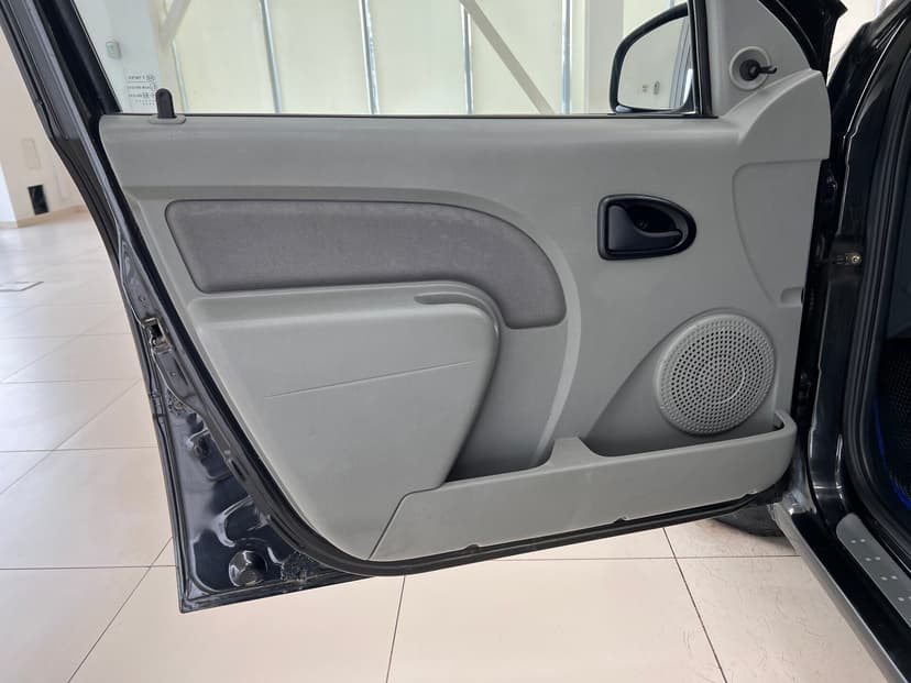Renault Logan с пробегом, 2009 год, Волгоград, 1.6 бензин, Механика - вид 26