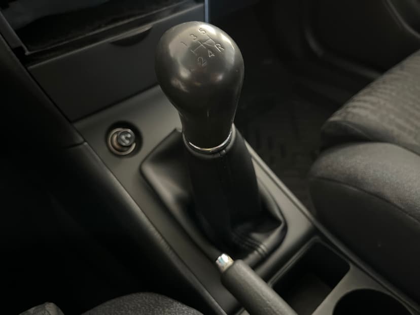 Toyota Corolla с пробегом, 2003 год, Волгоград, 1.6 бензин, Механика - вид 14