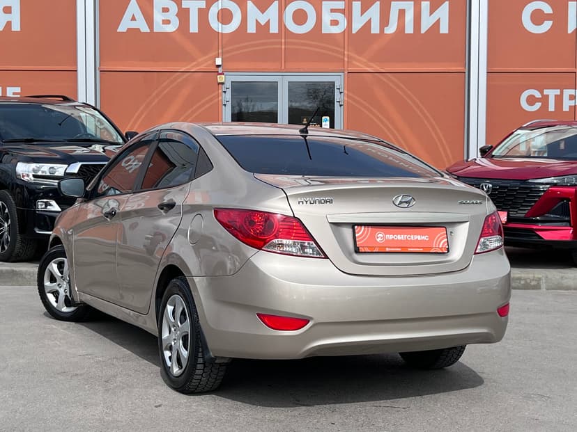 Hyundai Solaris с пробегом, 2013 год, Волгоград, 1.6 бензин, Автомат - вид 7