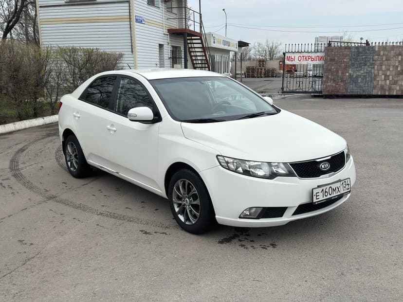 KIA Cerato с пробегом, 2009 год, Волгоград, 1.6 бензин, Механика - вид 3