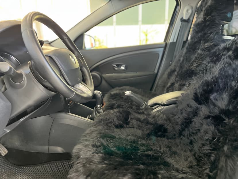 renault-fluence-2012-1398-16