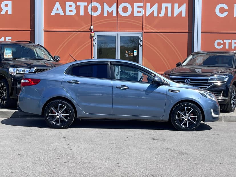 KIA Rio с пробегом, 2014 год, Волгоград, 1.6 бензин, Механика - вид 4