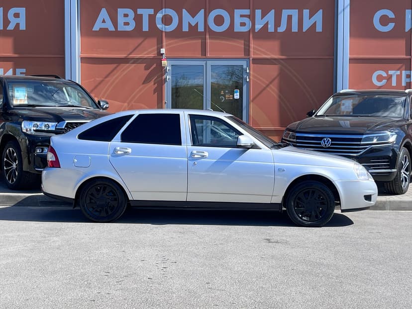 ВАЗ (LADA) Priora с пробегом, 2011 год, Волгоград, 1.6 бензин, Механика - вид 4