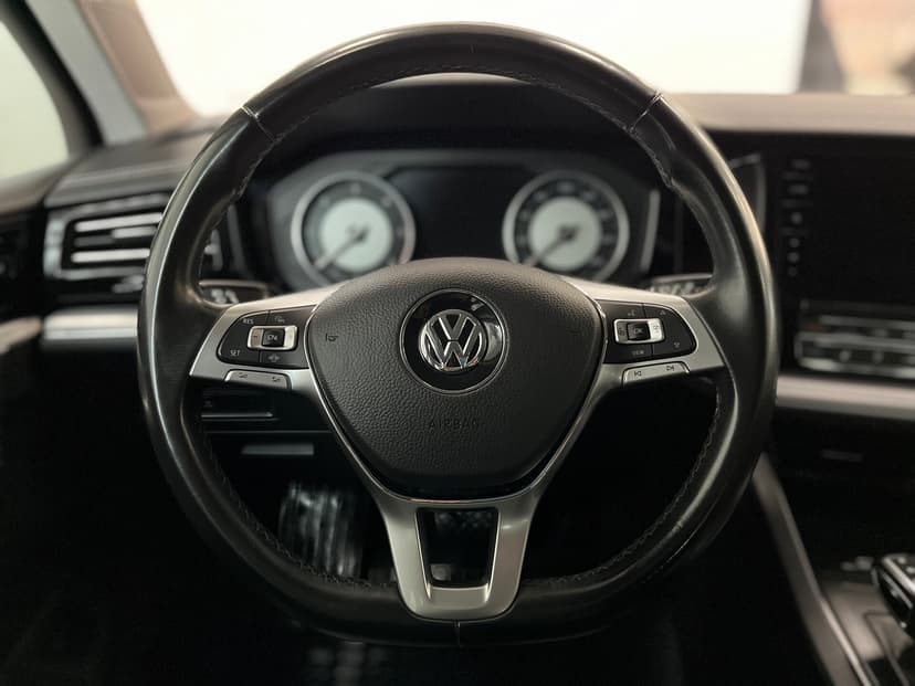 volkswagen-touareg-2020-1420-10