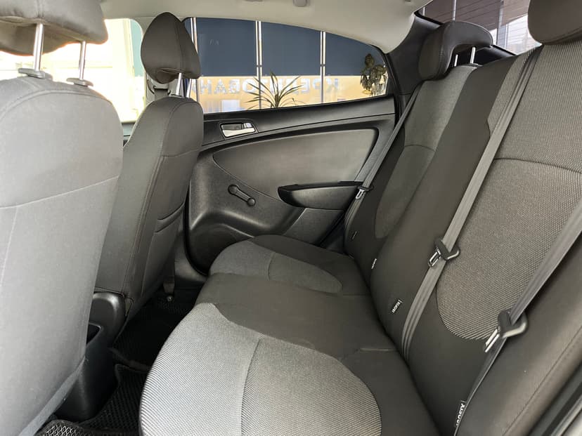 Hyundai Solaris с пробегом, 2011 год, Волгоград, 1.4 бензин, Механика - вид 21