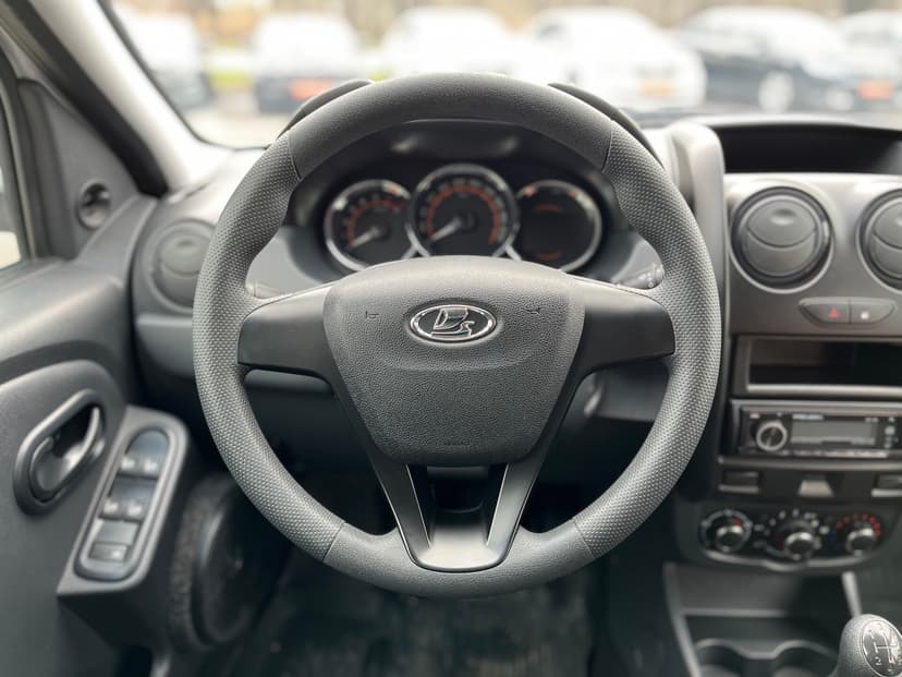 ваз (lada)-largus-2024-1007-11