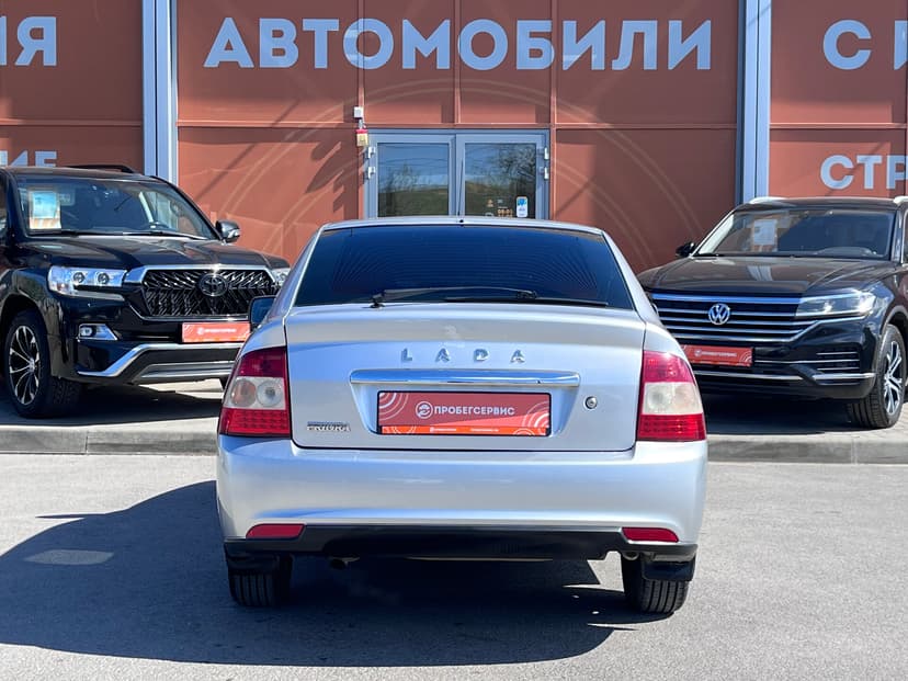 ВАЗ (LADA) Priora с пробегом, 2011 год, Волгоград, 1.6 бензин, Механика - вид 6