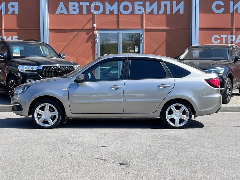 ВАЗ (LADA) Granta с пробегом, 2020 год, Волгоград, 1.6 бензин, Механика - вид 8