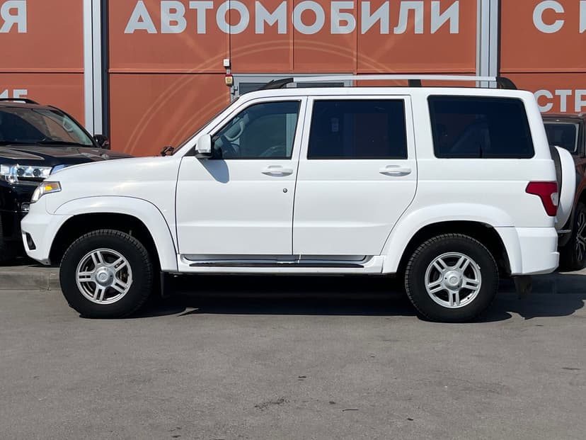 УАЗ Patriot с пробегом, 2021 год, Волгоград, 2.7 бензин, Механика - вид 8