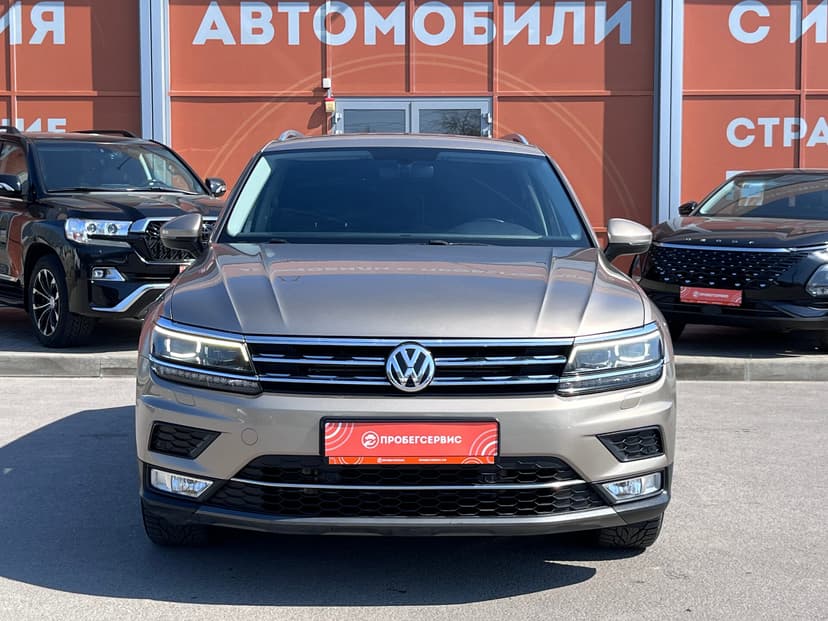 Volkswagen Tiguan с пробегом, 2017 год, Волгоград, 2.0 бензин, Робот - вид 2