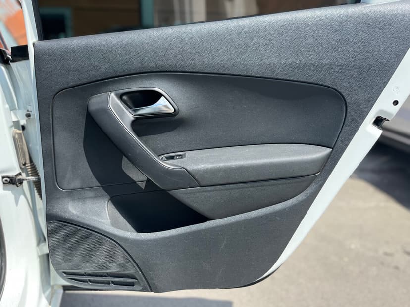 Volkswagen Polo с пробегом, 2015 год, Волгоград, 1.6 бензин, Автомат - вид 27