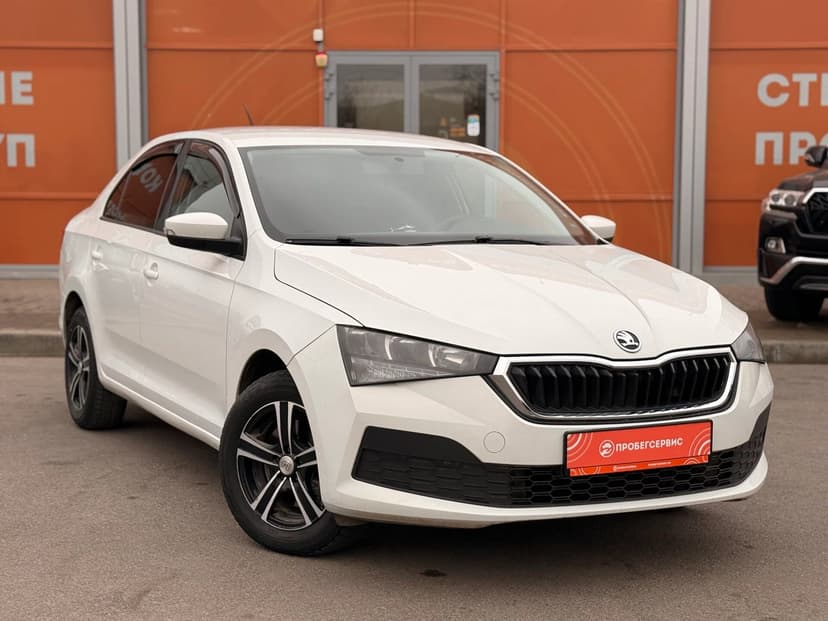 skoda-rapid-2021-871-2