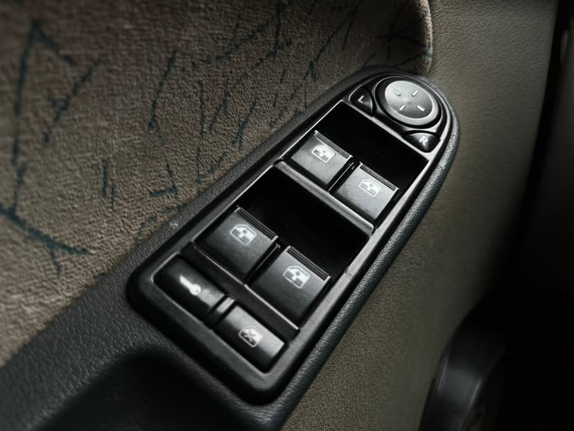 ваз (lada)-kalina-2010-1395-13