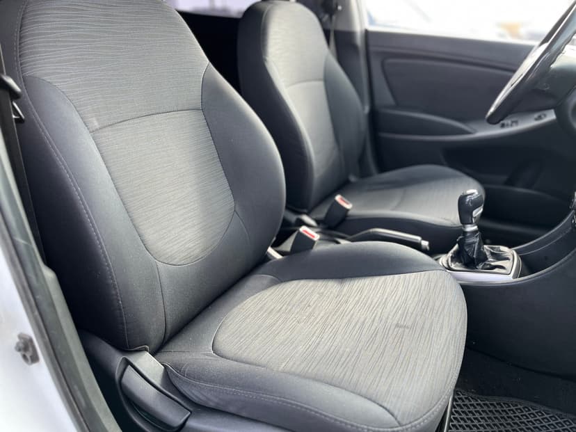 hyundai-solaris-2016-1350-19