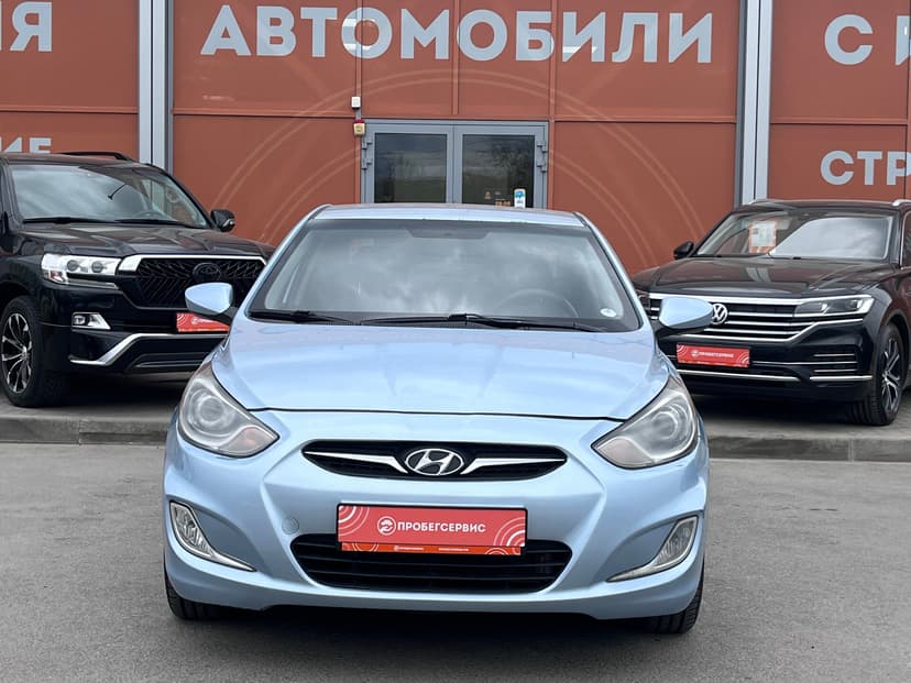 Hyundai Solaris с пробегом, 2011 год, Волгоград, 1.6 бензин, Автомат - вид 2