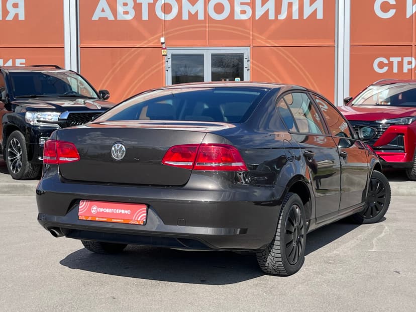 volkswagen-passat-2012-942-4