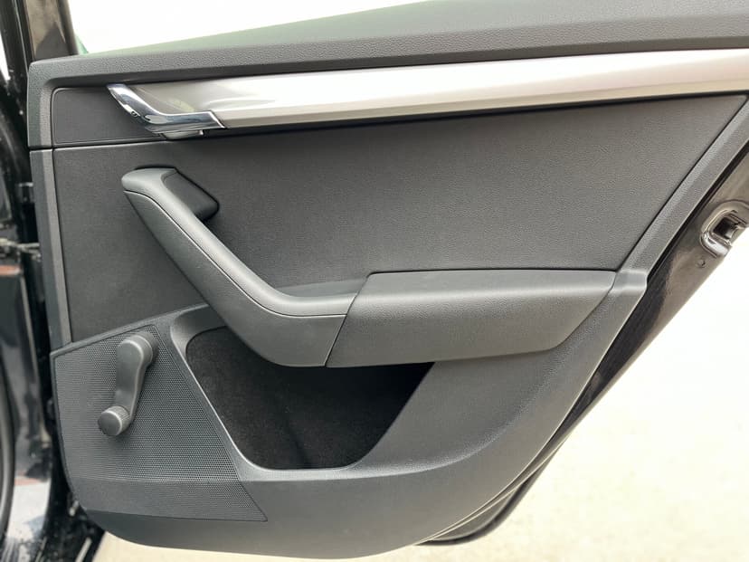 skoda-octavia-2017-1399-27