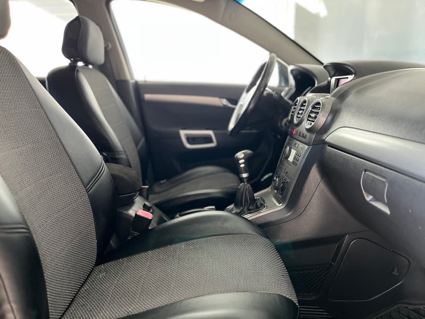 Opel Antara с пробегом, 2008 год, Волгоград, 2.4 бензин, Механика - вид 17
