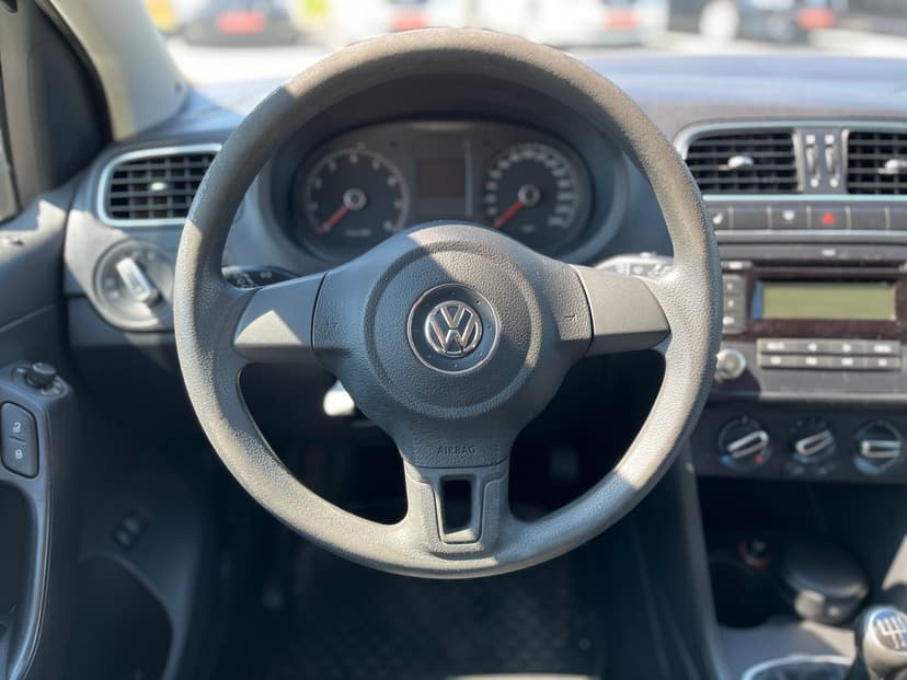 Volkswagen Polo с пробегом, 2011 год, Волгоград, 1.6 бензин, Механика - вид 10