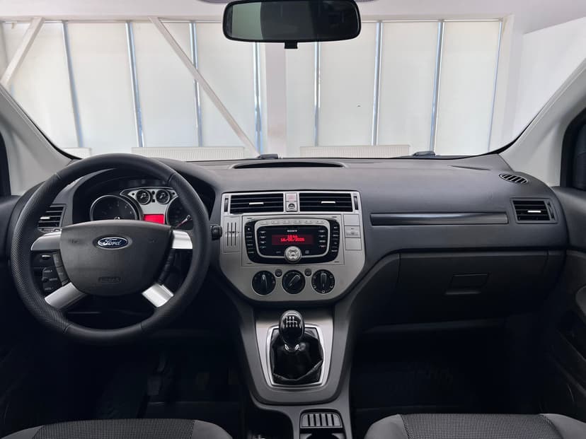 Ford Kuga с пробегом, 2010 год, Волгоград, 2.5 бензин, Механика - вид 4