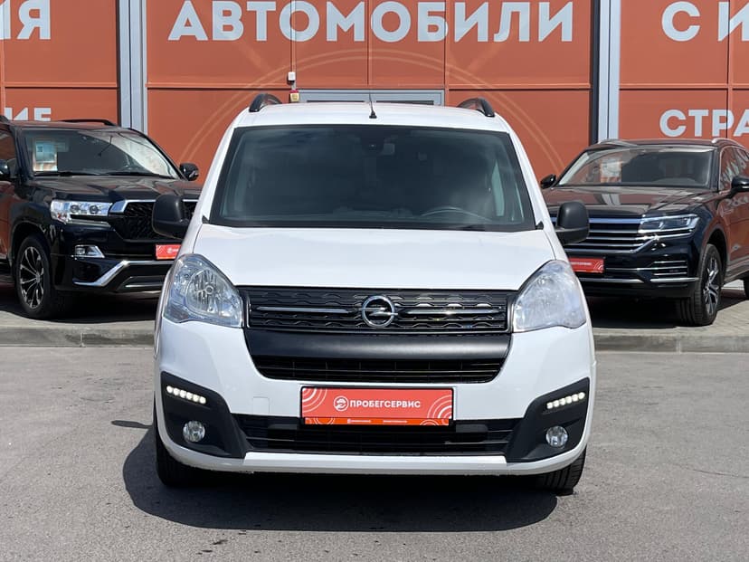 Opel Combo Life с пробегом, 2022 год, Волгоград, 1.6 бензин, Автомат - вид 2