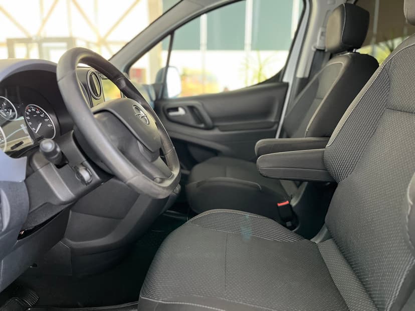 Opel Combo Life с пробегом, 2022 год, Волгоград, 1.6 бензин, Автомат - вид 22