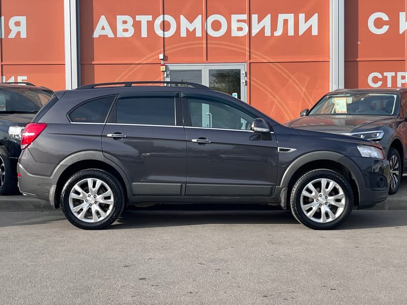 Chevrolet Captiva с пробегом, 2014 год, Волгоград, 2.4 бензин, Автомат - вид 4
