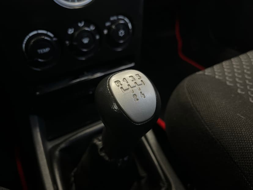 ВАЗ (LADA) Priora с пробегом, 2011 год, Волгоград, 1.6 бензин, Механика - вид 14