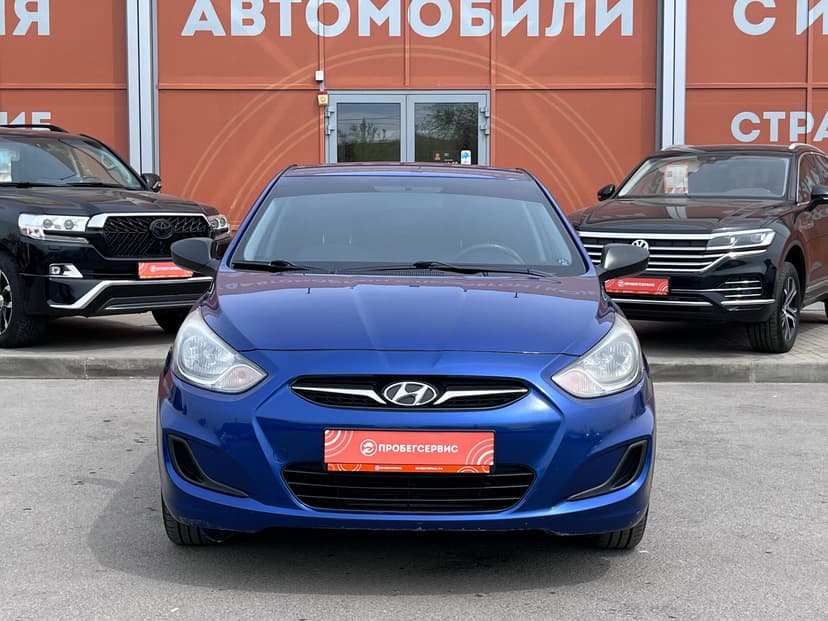 Hyundai Solaris с пробегом, 2011 год, Волгоград, 1.4 бензин, Механика - вид 2