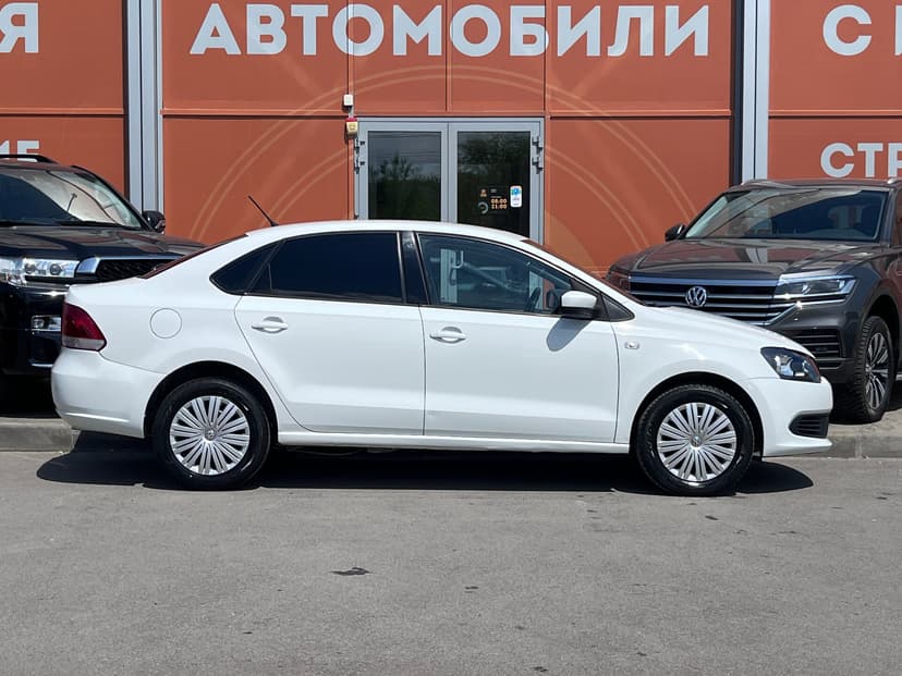 Volkswagen Polo с пробегом, 2015 год, Волгоград, 1.6 бензин, Автомат - вид 4