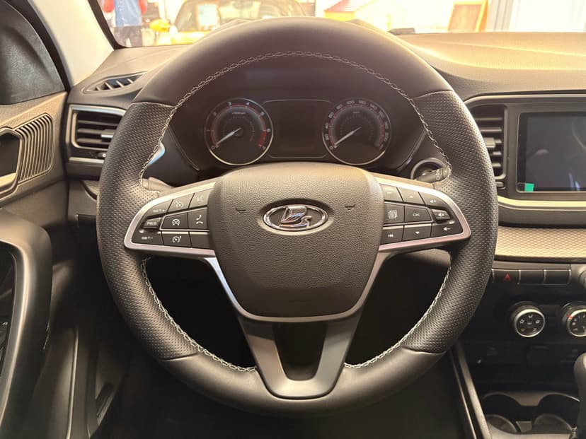 ВАЗ (LADA) Vesta с пробегом, 2023 год, Волгоград, 1.6 бензин, Механика - вид 8