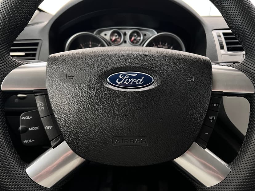 Ford Kuga с пробегом, 2010 год, Волгоград, 2.5 бензин, Механика - вид 7