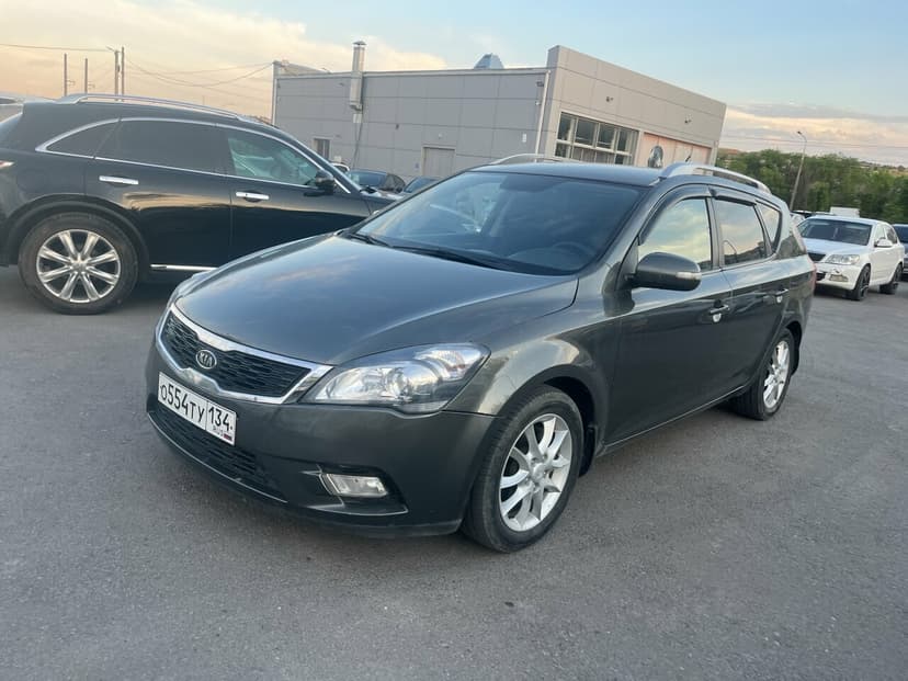 KIA Ceed с пробегом, 2010 год, Волгоград, 1.6 бензин, Механика