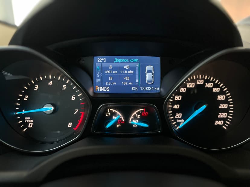 Ford Kuga с пробегом, 2014 год, Волгоград, 1.6 бензин, Автомат - вид 15
