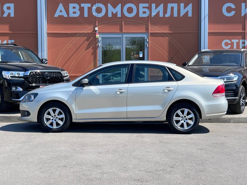 Volkswagen Polo с пробегом, 2011 год, Волгоград, 1.6 бензин, Механика - вид 9