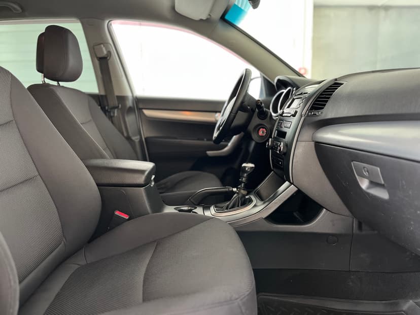 KIA Sorento с пробегом, 2011 год, Волгоград, 2.4 бензин, Механика - вид 20
