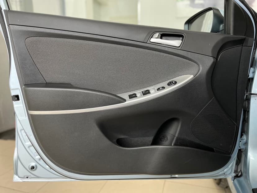Hyundai Solaris с пробегом, 2011 год, Волгоград, 1.6 бензин, Автомат - вид 19