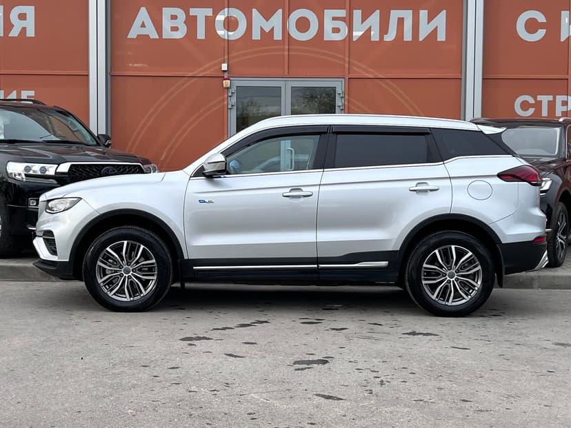 Geely Atlas Pro с пробегом, 2023 год, Волгоград, 1.5 бензин, Робот - вид 8