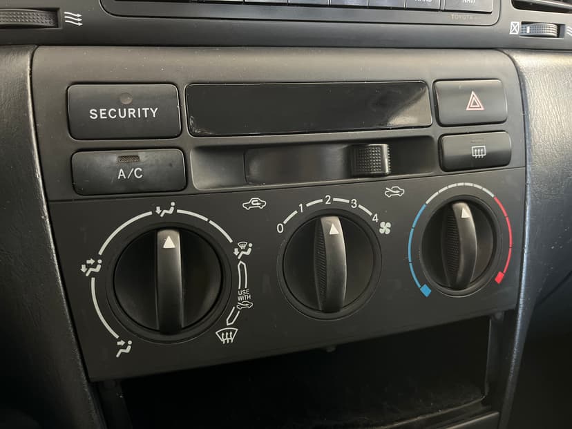 Toyota Corolla с пробегом, 2003 год, Волгоград, 1.6 бензин, Механика - вид 13